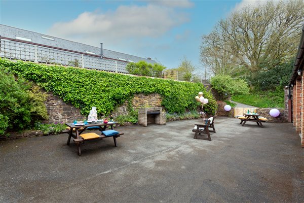 upper courtyard